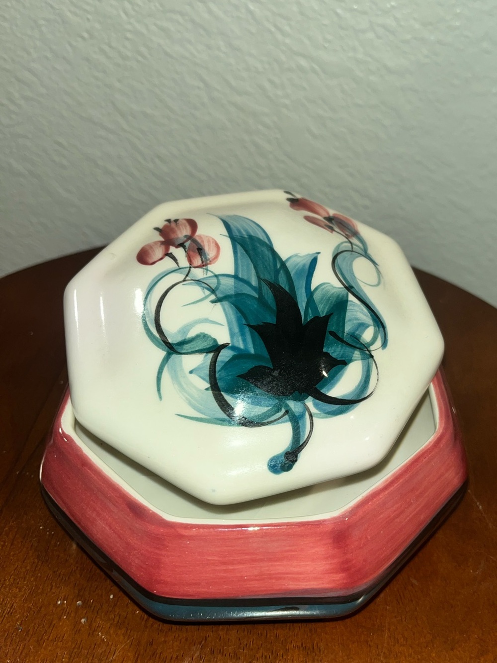 Artist Signed Vintage Decorative Octagonal Trinket Box Floral Design